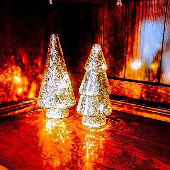 Target Christmas 2024 Glittered-Filled LED LIGHTED Glass Trees Set of 2 NEW wTAG - Picture 4 of 12